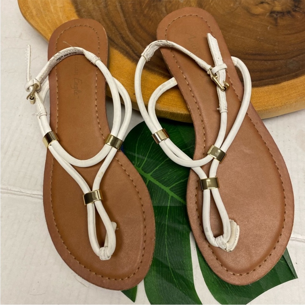 American Eagle Thong Sandals